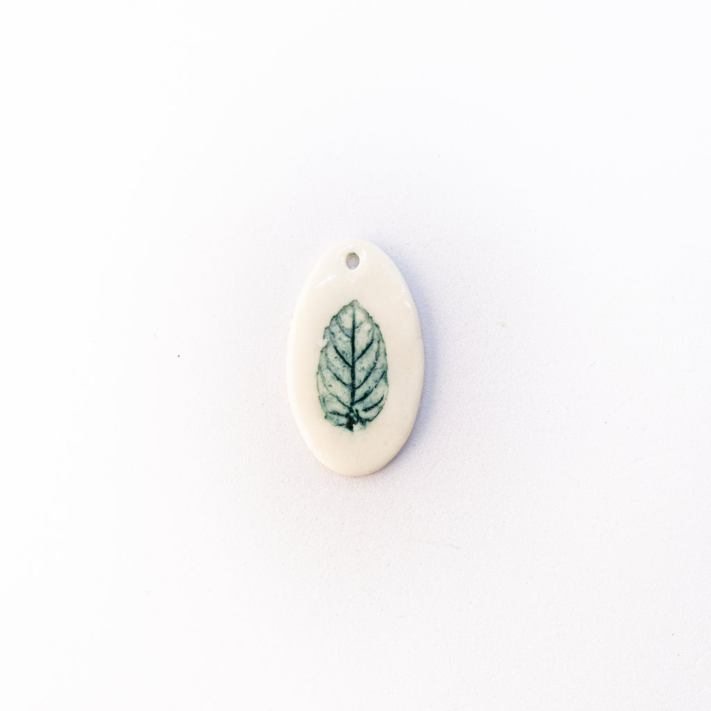 Porcelain chain