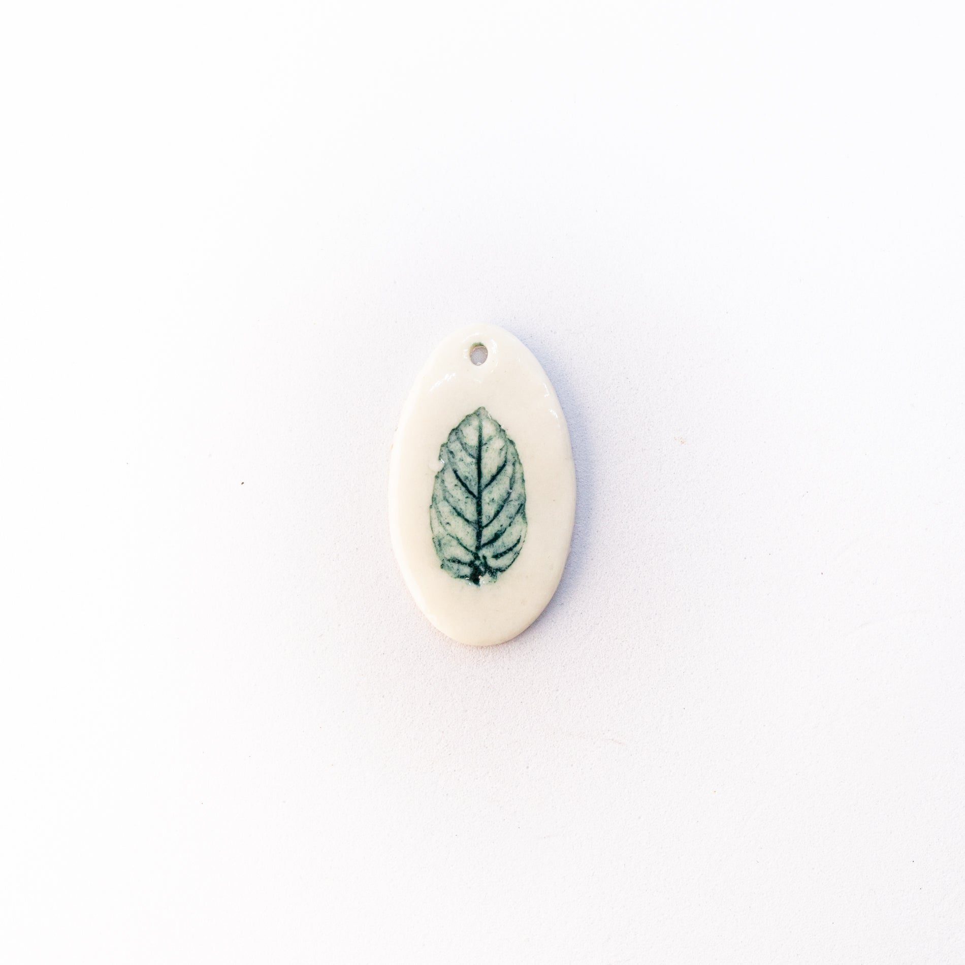 Porcelain chain